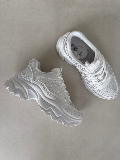 14440 – Zapatillas Blancas con Brillos y Suela Chunky