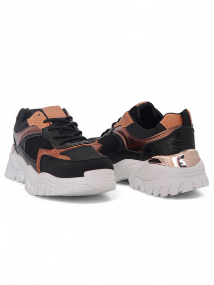 13545 - Tenis Chunky para Mujer en Negro con Detalles Metálicos Cobre