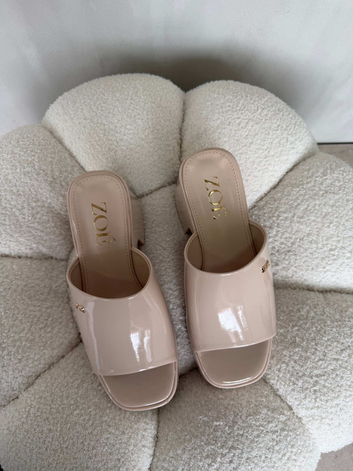 Sandalias 14916 z016 beige patent