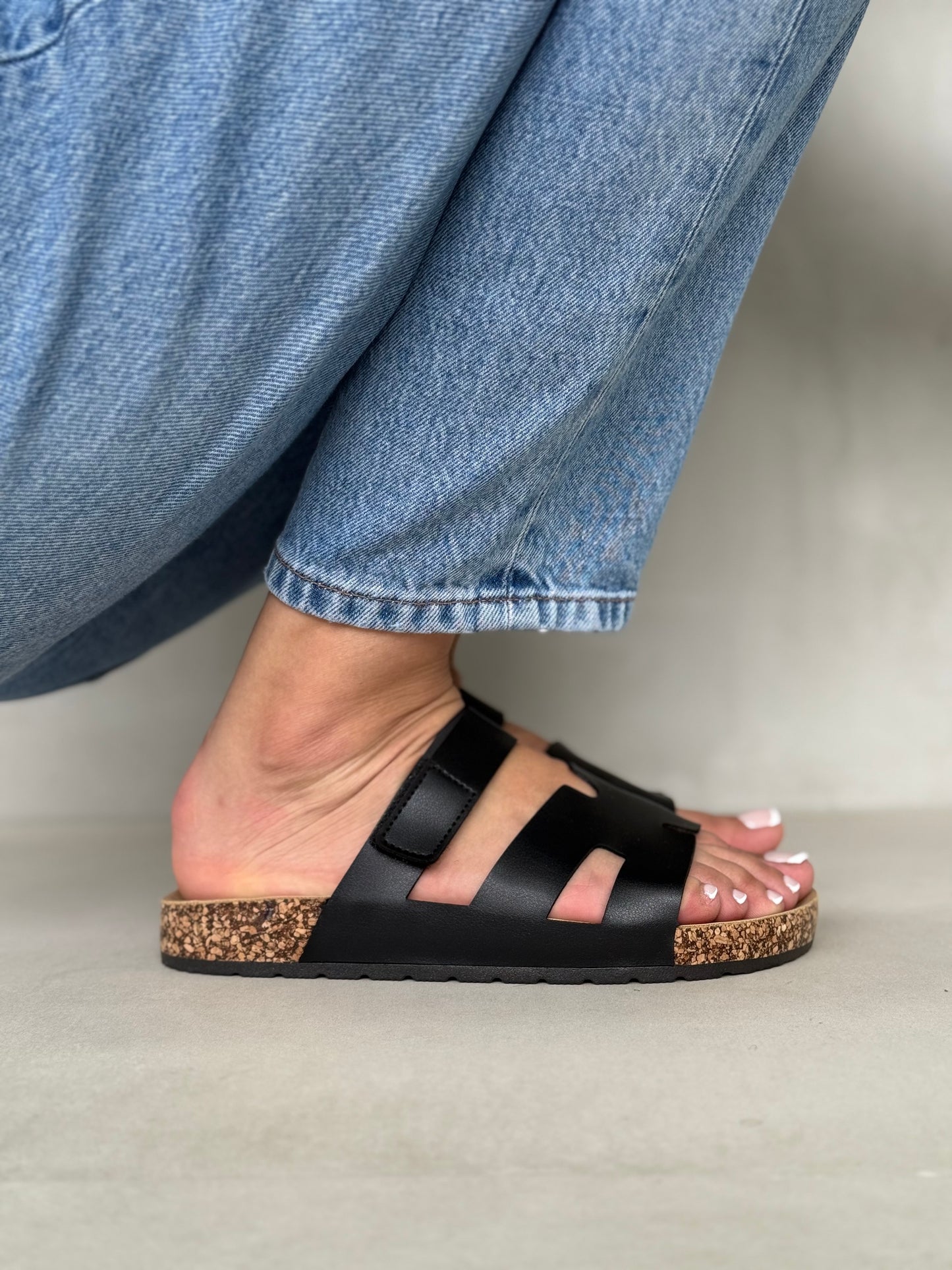 13989-Sandalias Planas de Mujer con Doble Hebilla