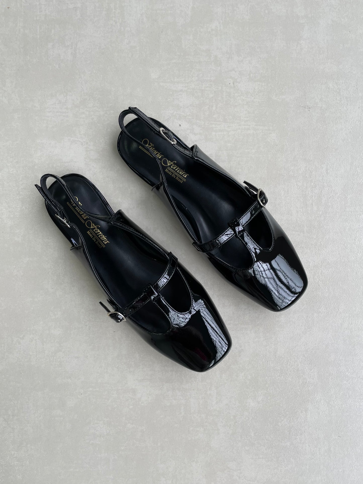 14454 – Bailarinas Negras en Charol con Hebilla Lateral