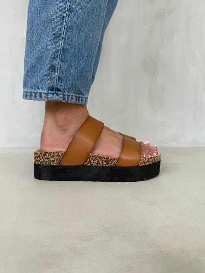 14286 – Sandalias khaki de plataforma con doble correa para dama