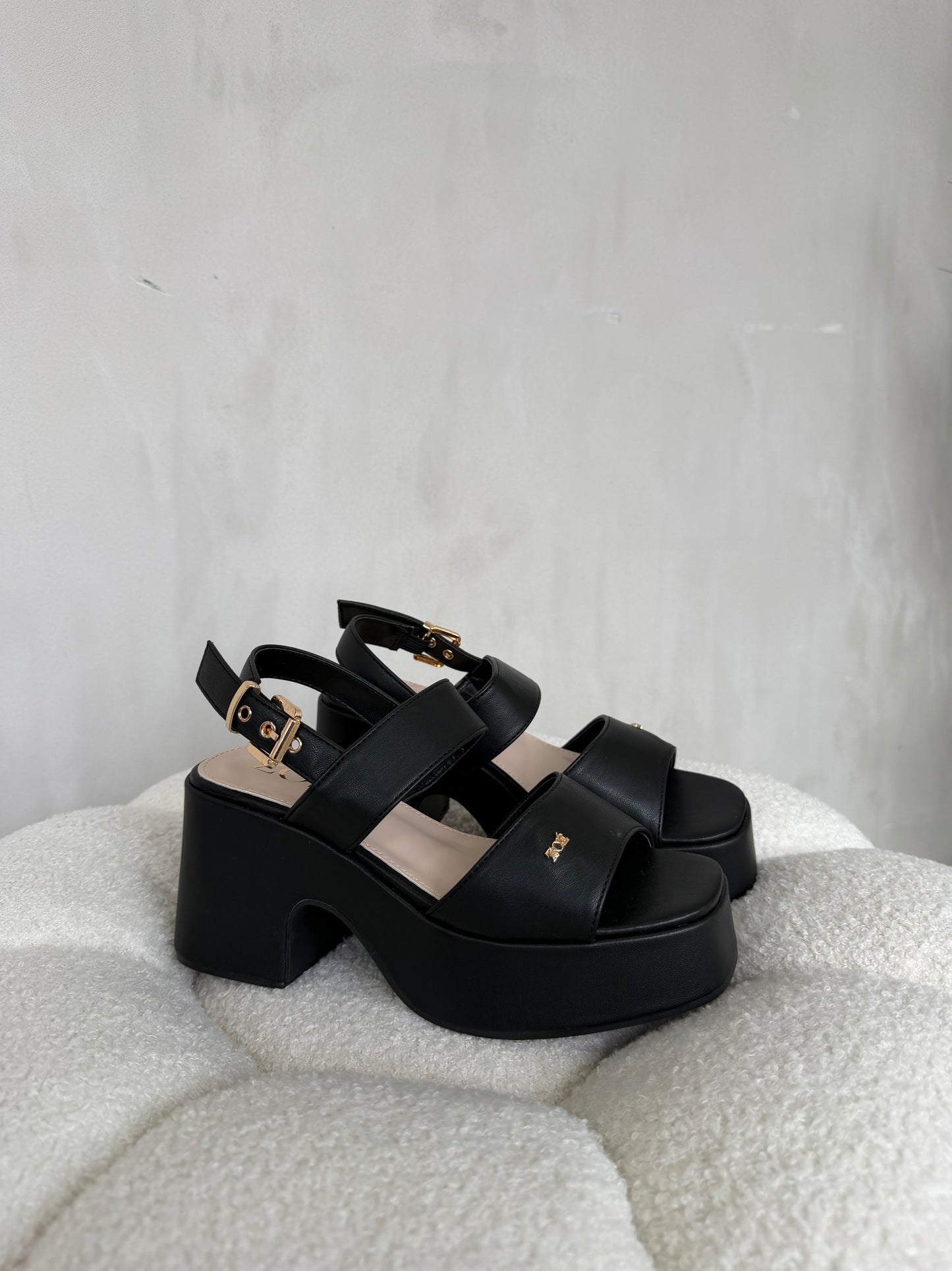 Sandalias 14913 z015 black