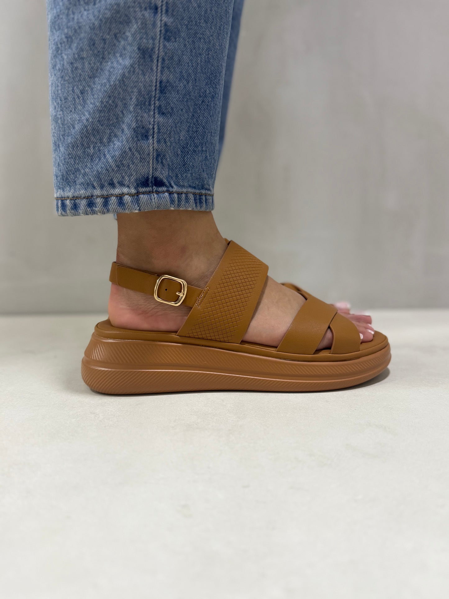 14027-Sandalias de Mujer con Plataforma y Doble Tira Cruzada
