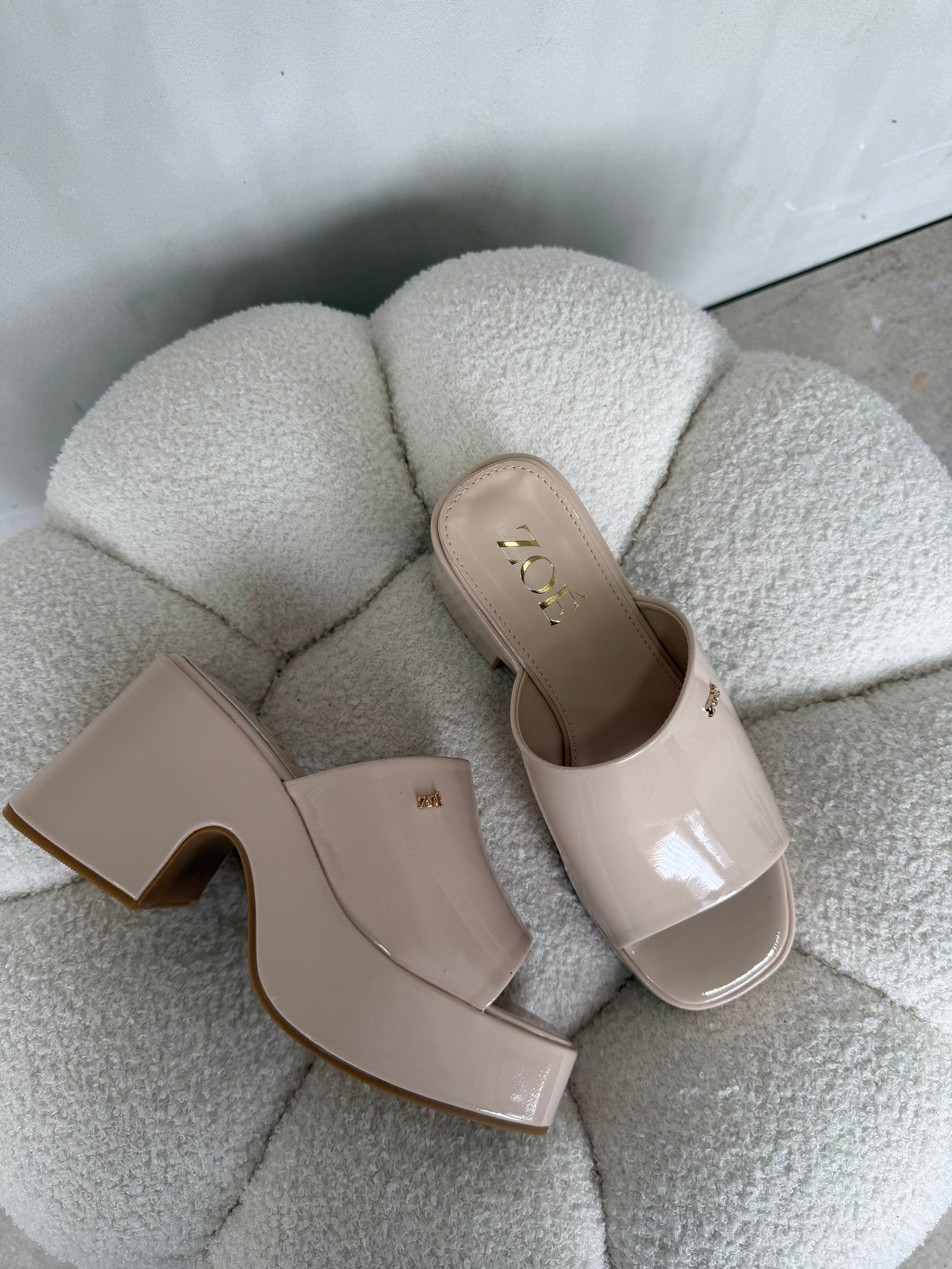 Sandalias 14916 z016 beige patent