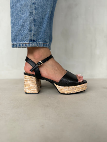 13752 - Sandalias de Tacón con Plataforma – Color Negro con Detalle de Yute