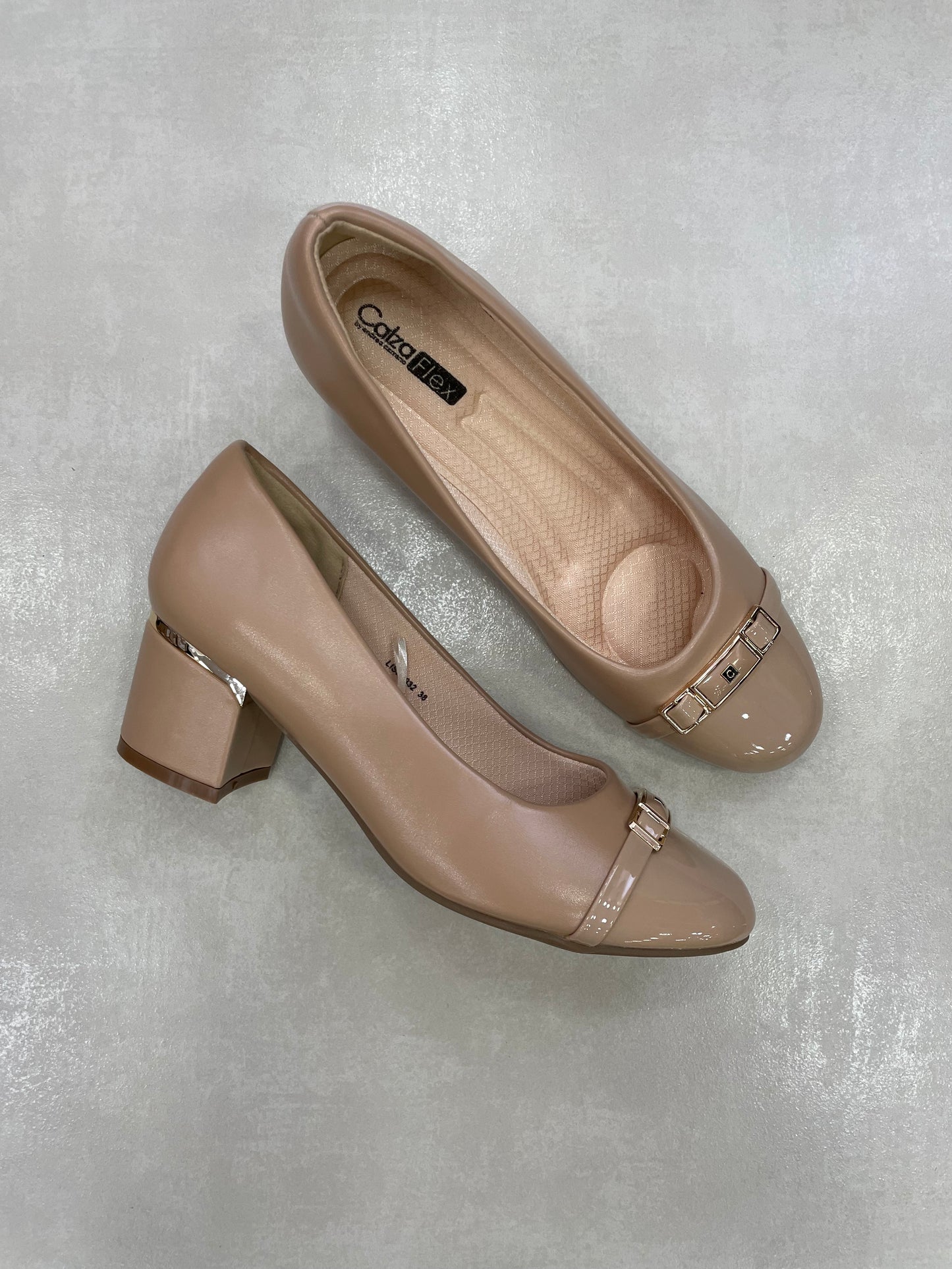14253 – Zapatos de Tacón Medio Beige Crema