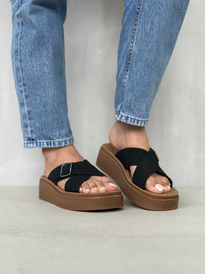 14088 - Sandalias con Plataforma y Hebilla