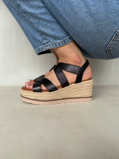 13748 - Sandalias para Mujer en Negro con Cuña de Yute y Tiras Elásticas