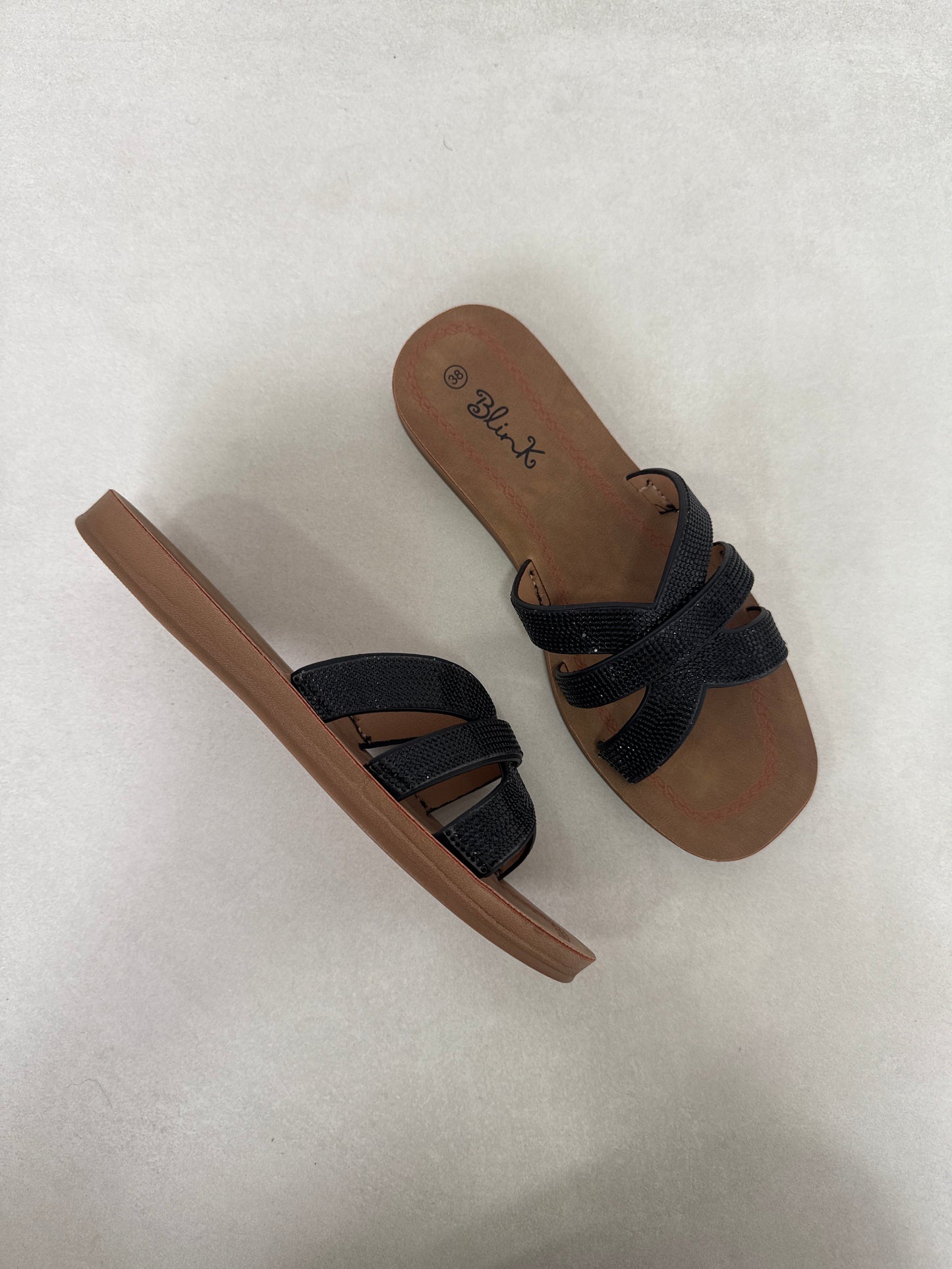 14499 – Sandalias Negras con Brillo Cruzado