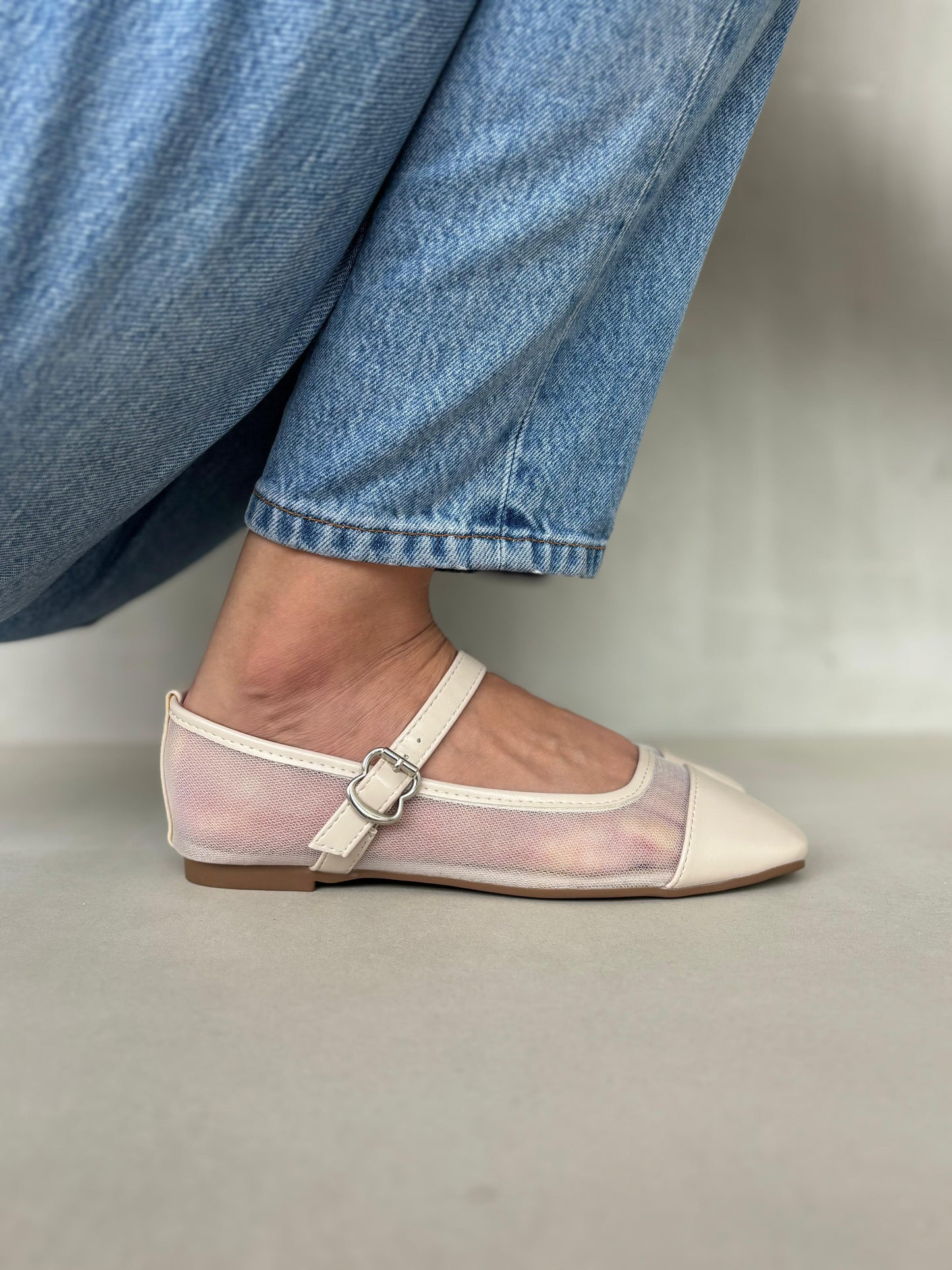 13767 - Bailarinas de Malla en Color Rosa Claro con Punta Satinada