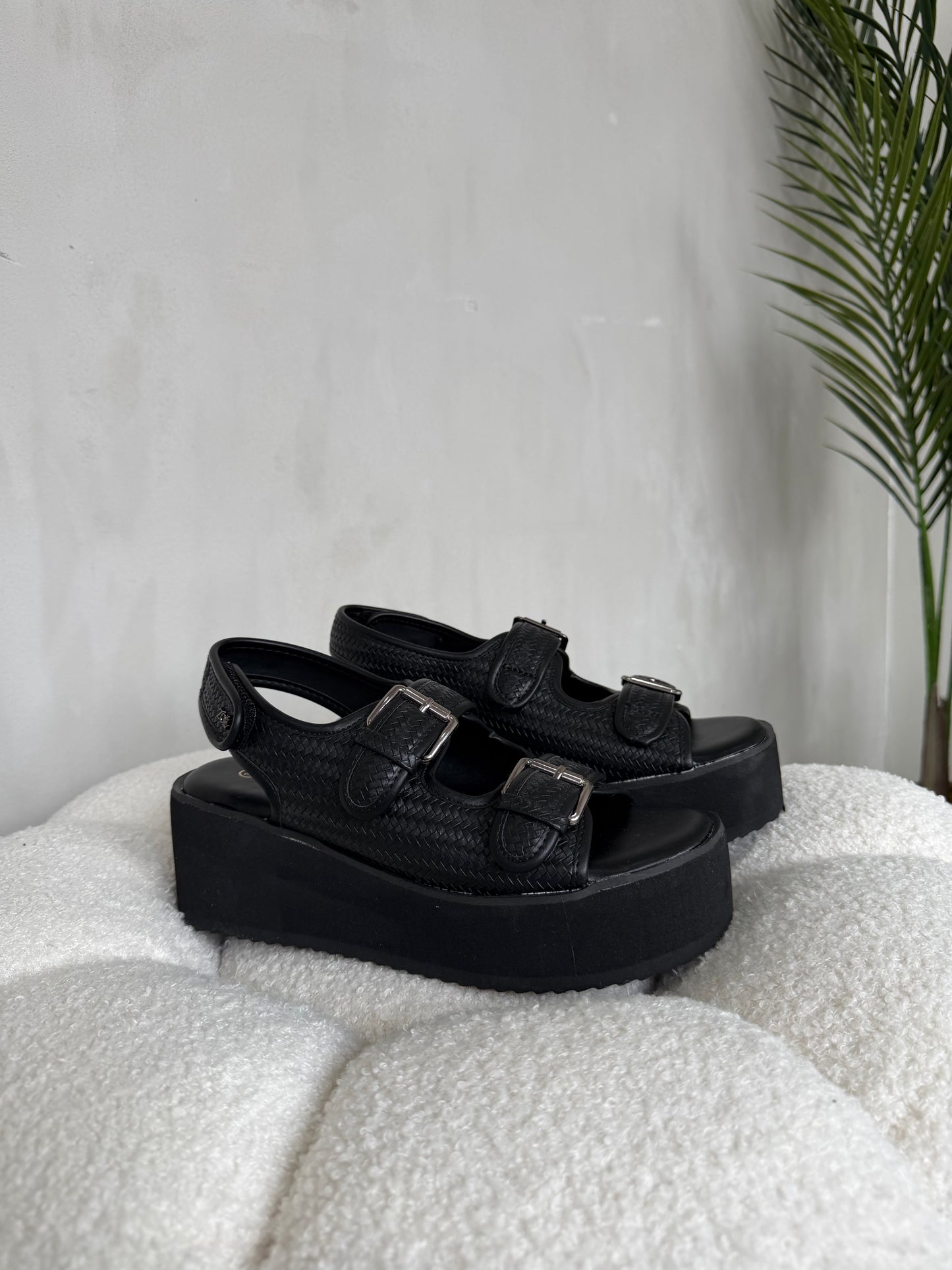 Sandalias 14934 z018 black