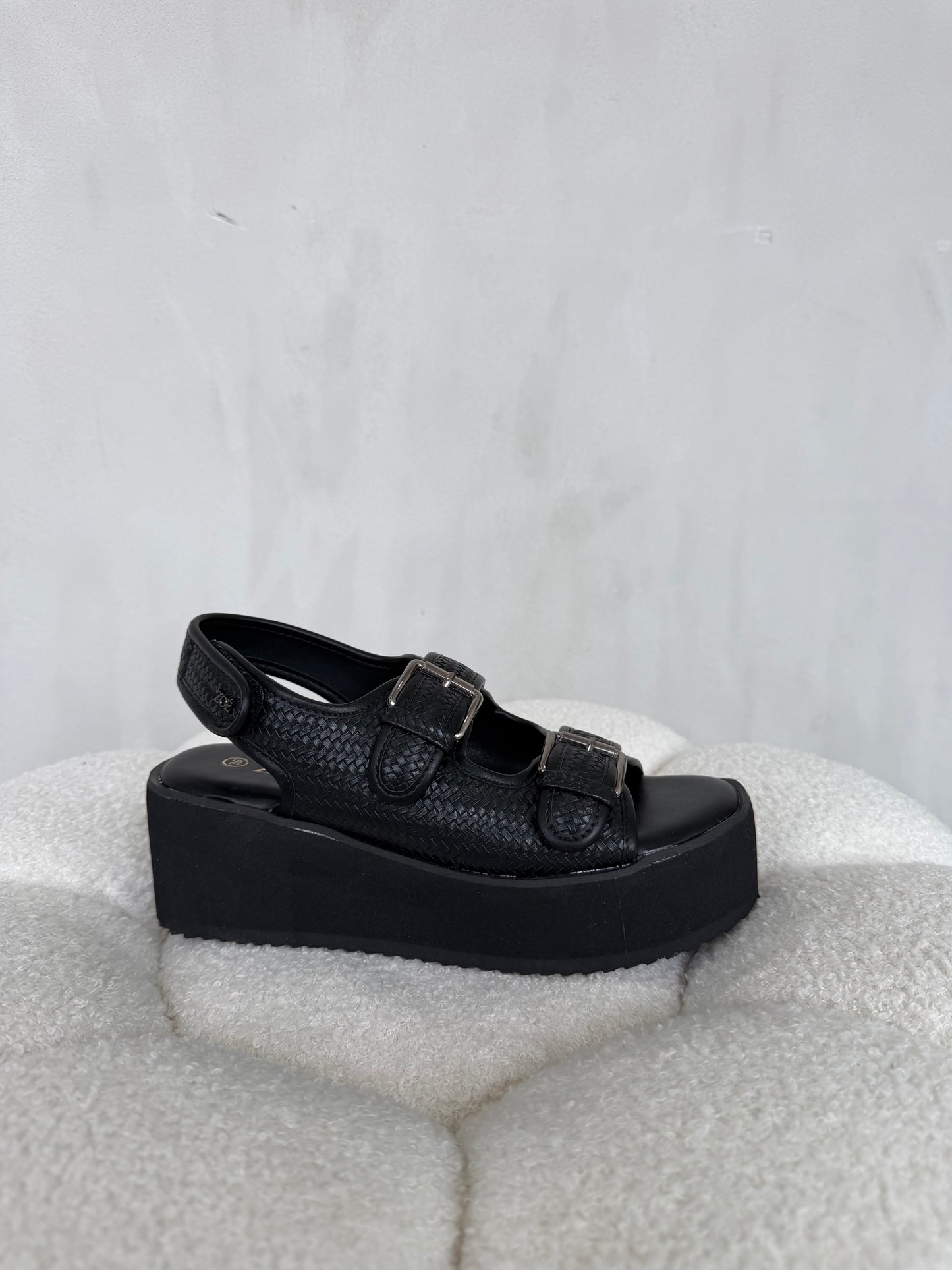 Sandalias 14934 z018 black