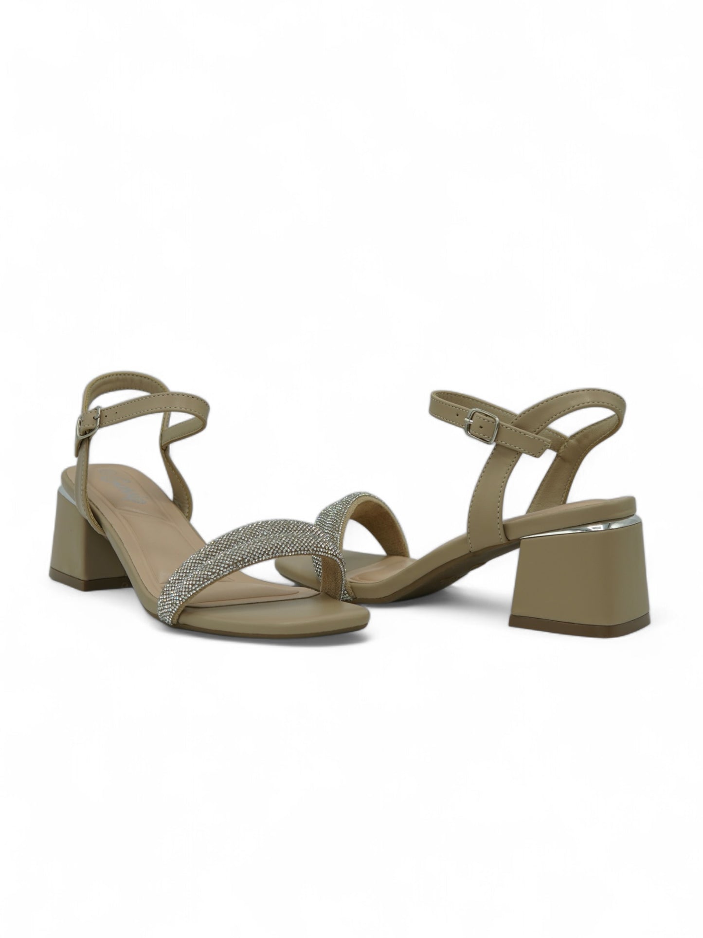 14336 – Sandalias Beige con Brillo y Tacón Cuadrado