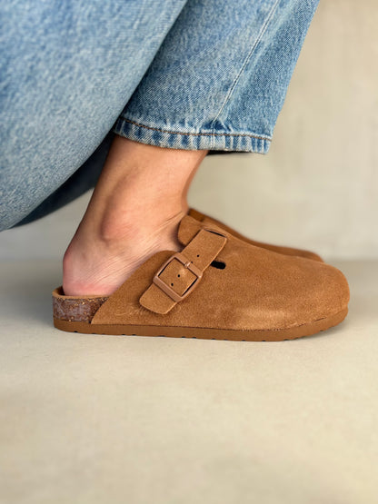 14373 – Sandalias tipo zueco color café tostado Unisex | Boston Zoé Shoes