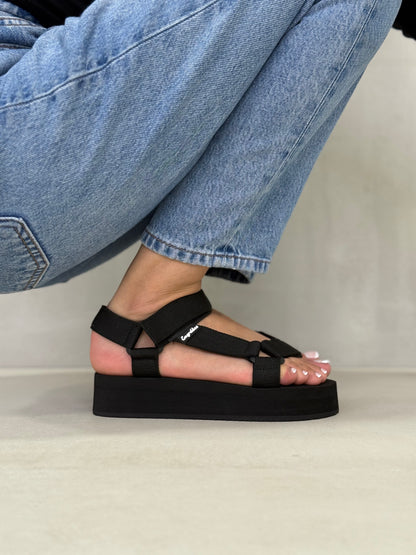 14055 - Sandalias Rosadas con Plataforma