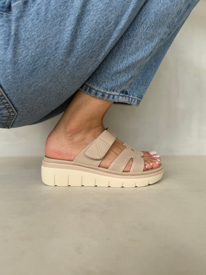14034 - Sandalias Plataforma para Mujer en Nude Rosado con Tiras Anchas