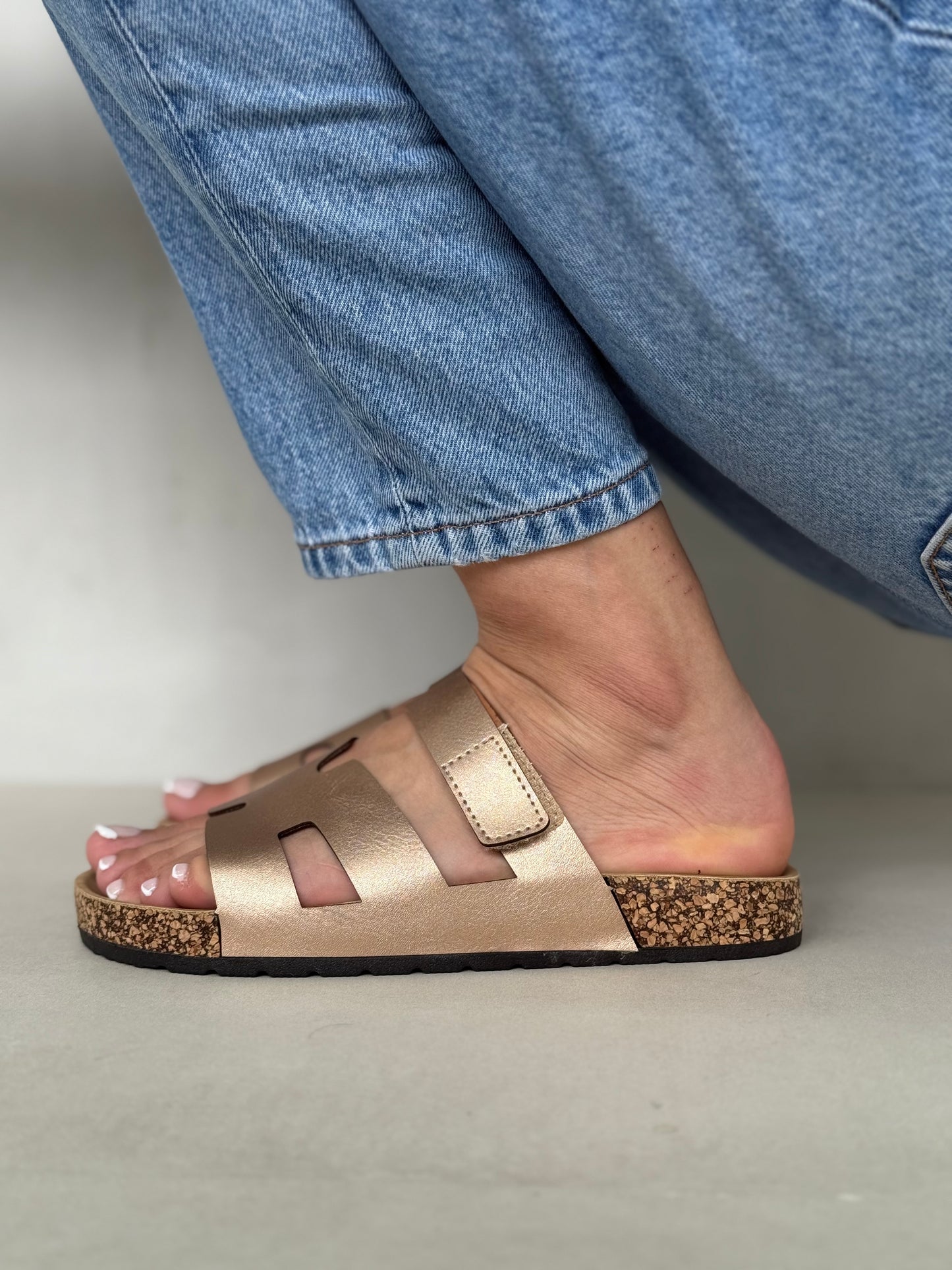 13992-Sandalias Planas de Mujer con Doble Hebilla