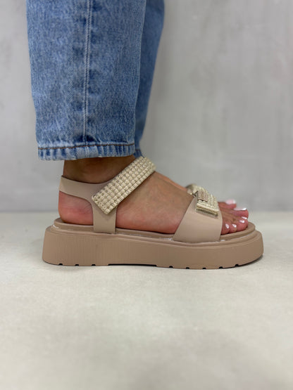 14273 – Sandalias Beige con Plataforma y Detalles de Brillos