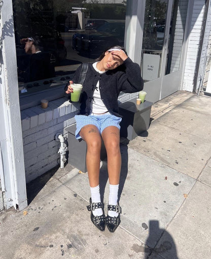 14093 - Zapatos Slingback en Charol Negro con Hebillas