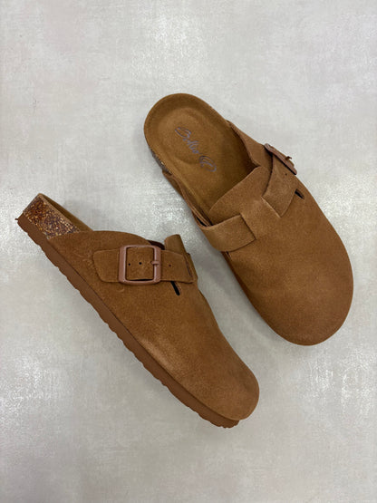 14373 – Sandalias tipo zueco color café tostado Unisex | Boston Zoé Shoes