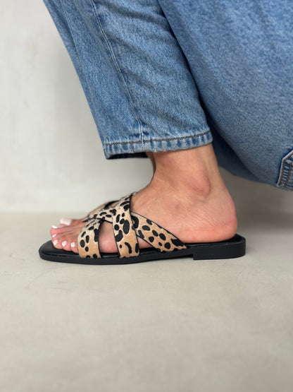 14415 – Sandalias Leopardo con Cruce de Tiras