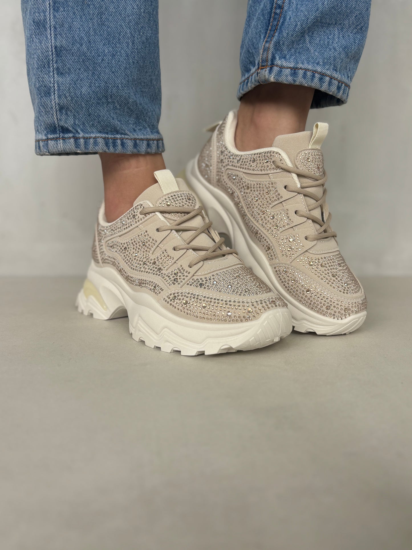 14441 – Tenis Khaki con Brillos y Suela Chunky