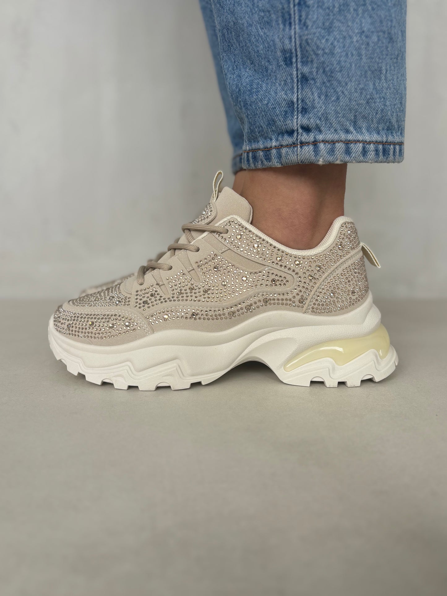 14441 – Tenis Khaki con Brillos y Suela Chunky