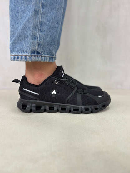 14290 – Tenis deportivos totalmente negros para hombre