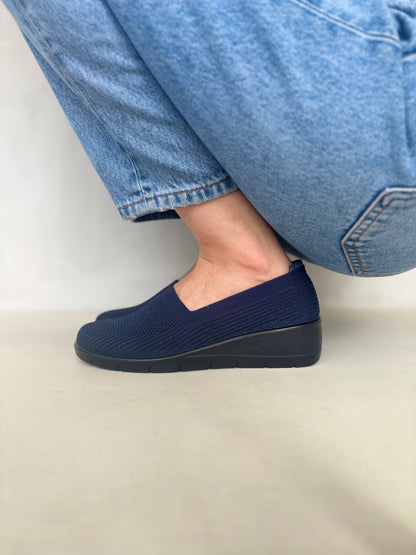14082 – Zapatos Azul Marino Tejidos con Plataforma Ergonómica