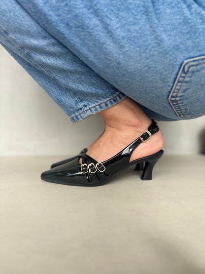 14058 - Tacones Slingback para Mujer en Charol Negro con Hebillas Dorado Rosé