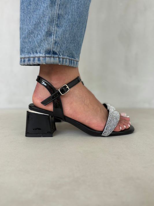 14337 – Sandalias negras con brillantes y tacón cuadrado para dama