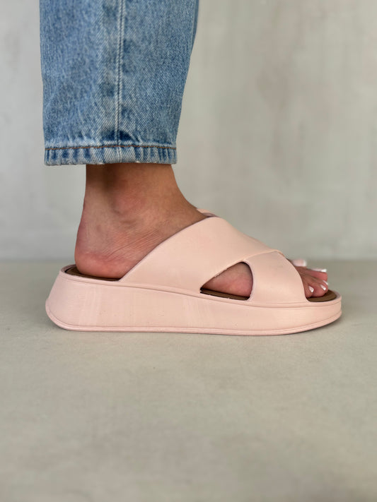 14377 – Sandalias Rosadas Tipo Slider para Dama