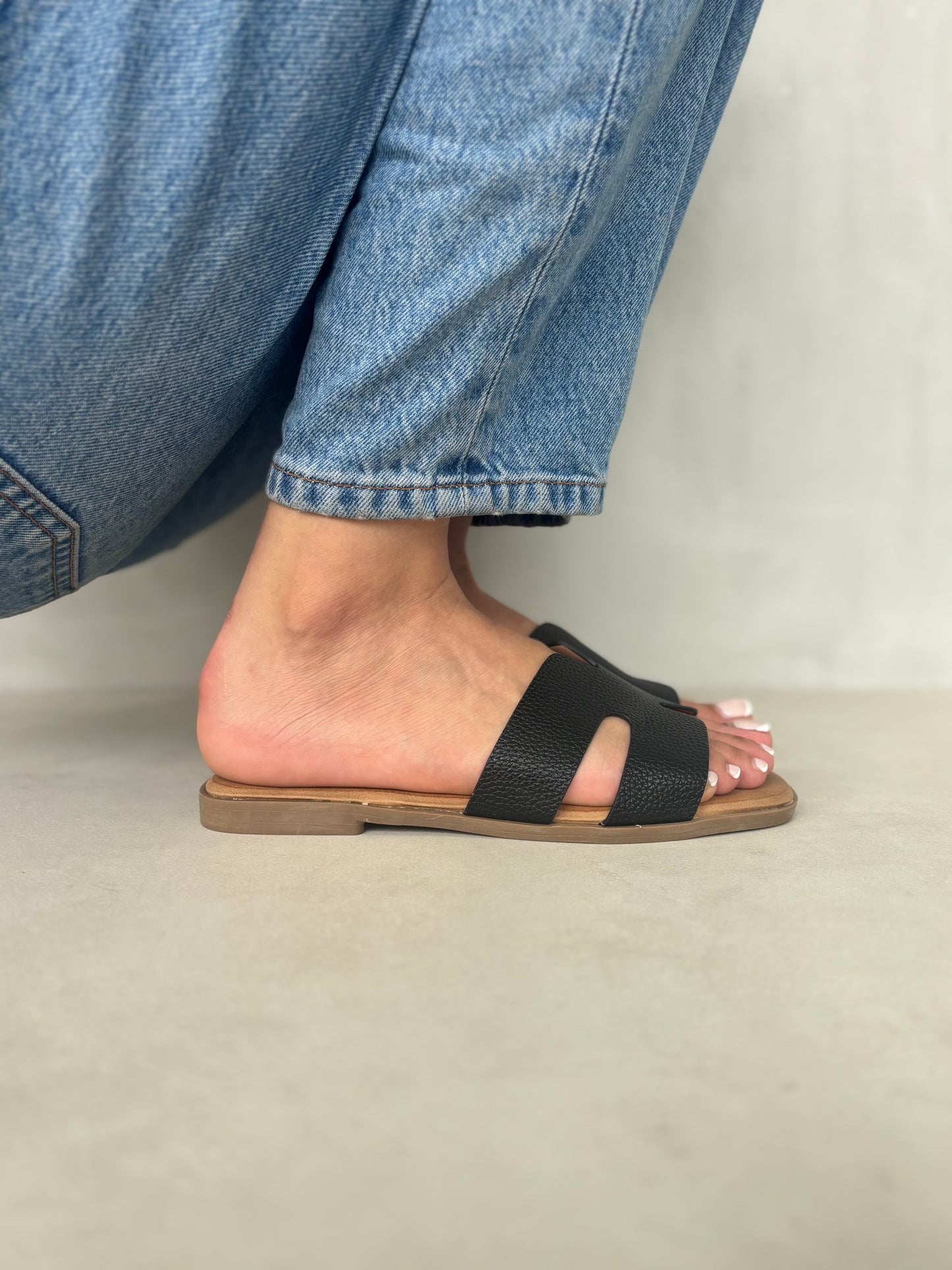 14022-Sandalias Planas de Mujer Tipo Slide