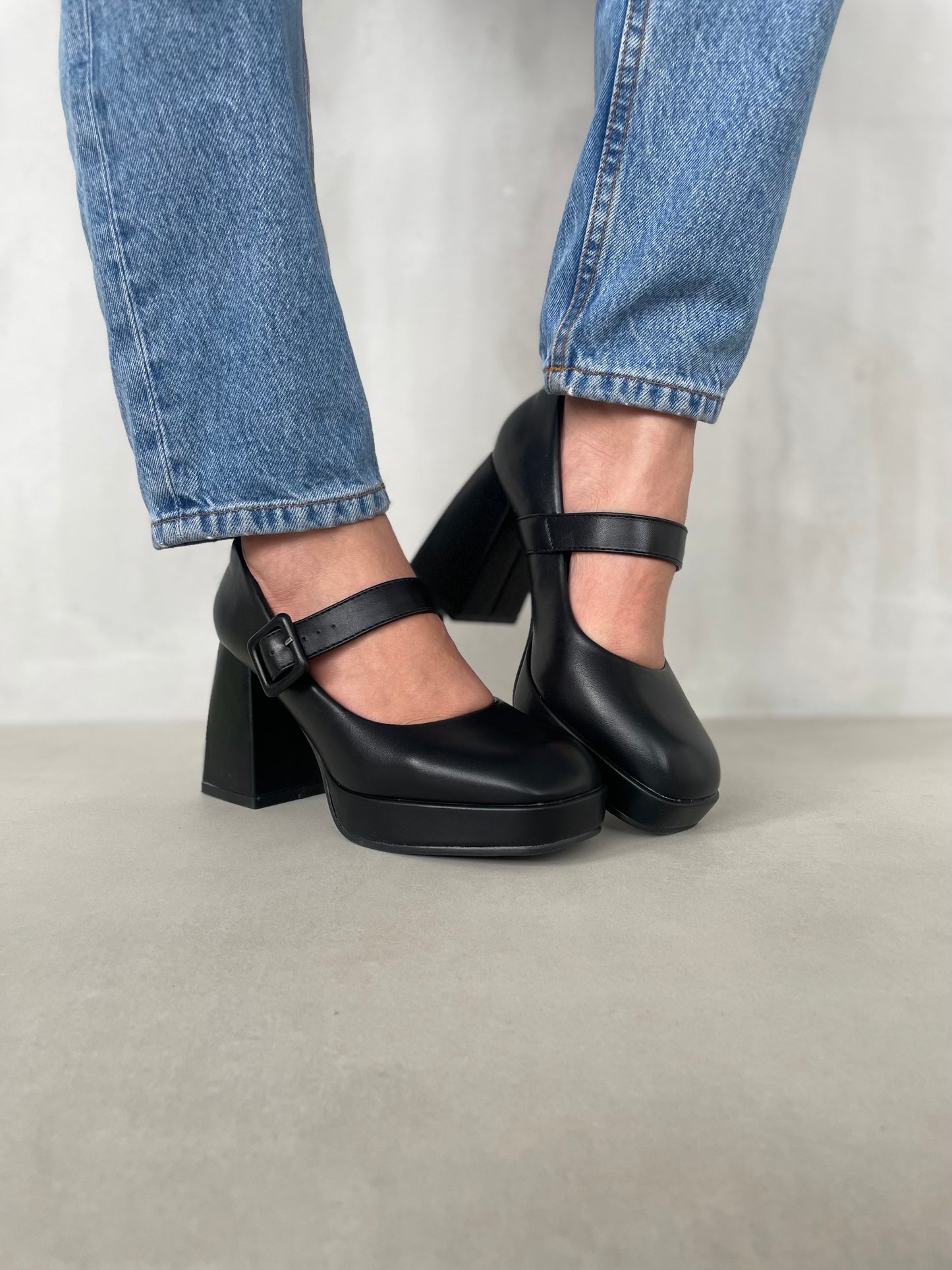 13763 - Zapatos de Plataforma para Mujer en Color Negro