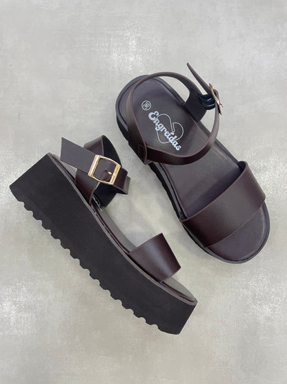 14264 – Sandalias Marrón Oscuro con Plataforma y Tira Ancha