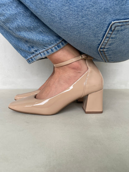 11629 - Zapatos de Tacón Cuadrado en Charol Rosado