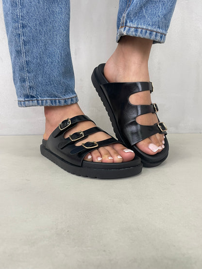 14420 – Sandalias Negras con Hebillas Metálicas
