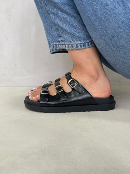 14420 – Sandalias Negras con Hebillas Metálicas