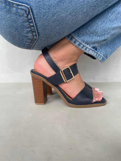 13610 - Sandalia de Tacón Alto con Pulsera Ajustable