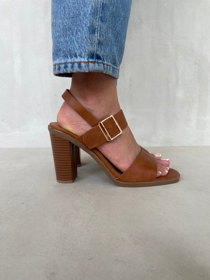 13609 - Sandalia de Tacón Alto con Pulsera Ajustable