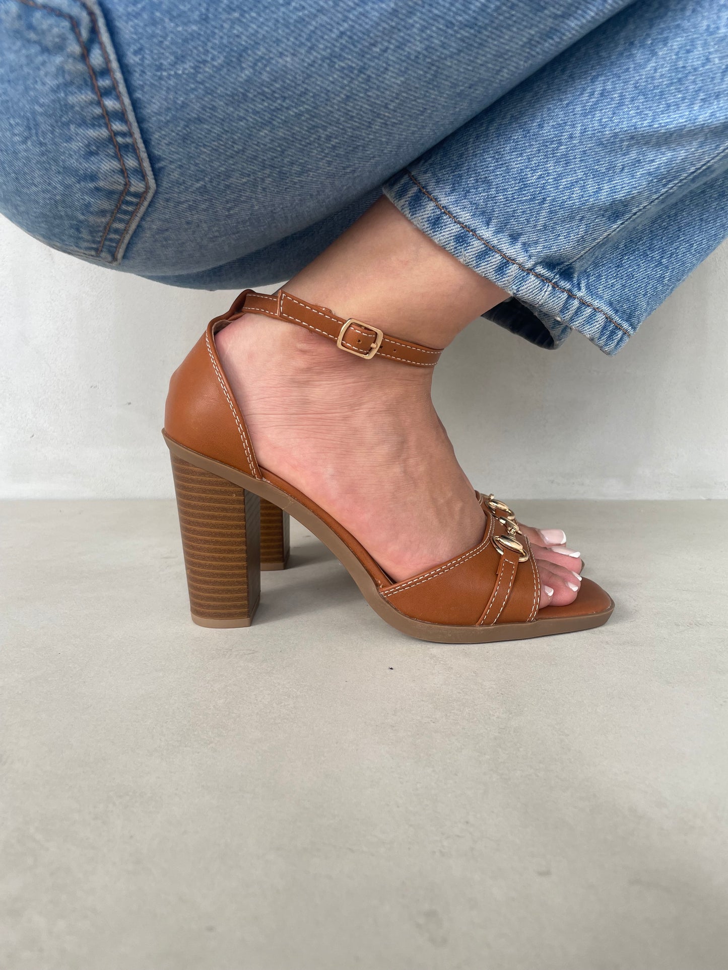 13134 - Sandalias de Tacón Alto para Mujer en Color Café