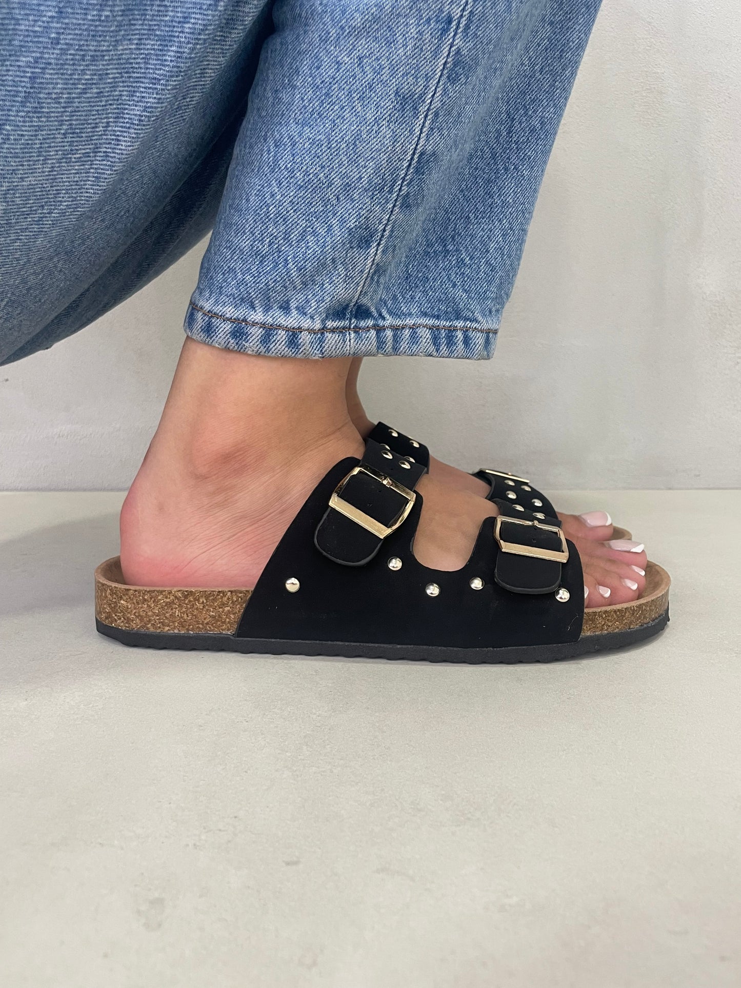 14107 - Sandalias de Mujer Negras con Hebillas