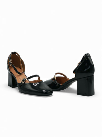 14429 – Zapatos Negros de Charol con Tacón Cuadrado y Doble Correa