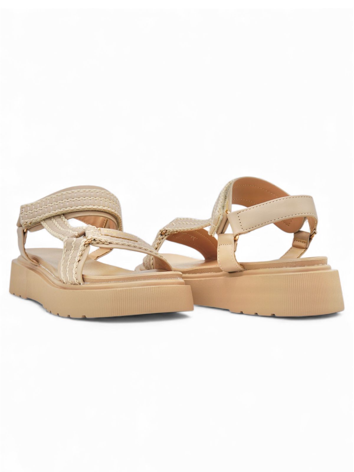 14277 – Sandalias Beige con Plataforma y Cierres Ajustables