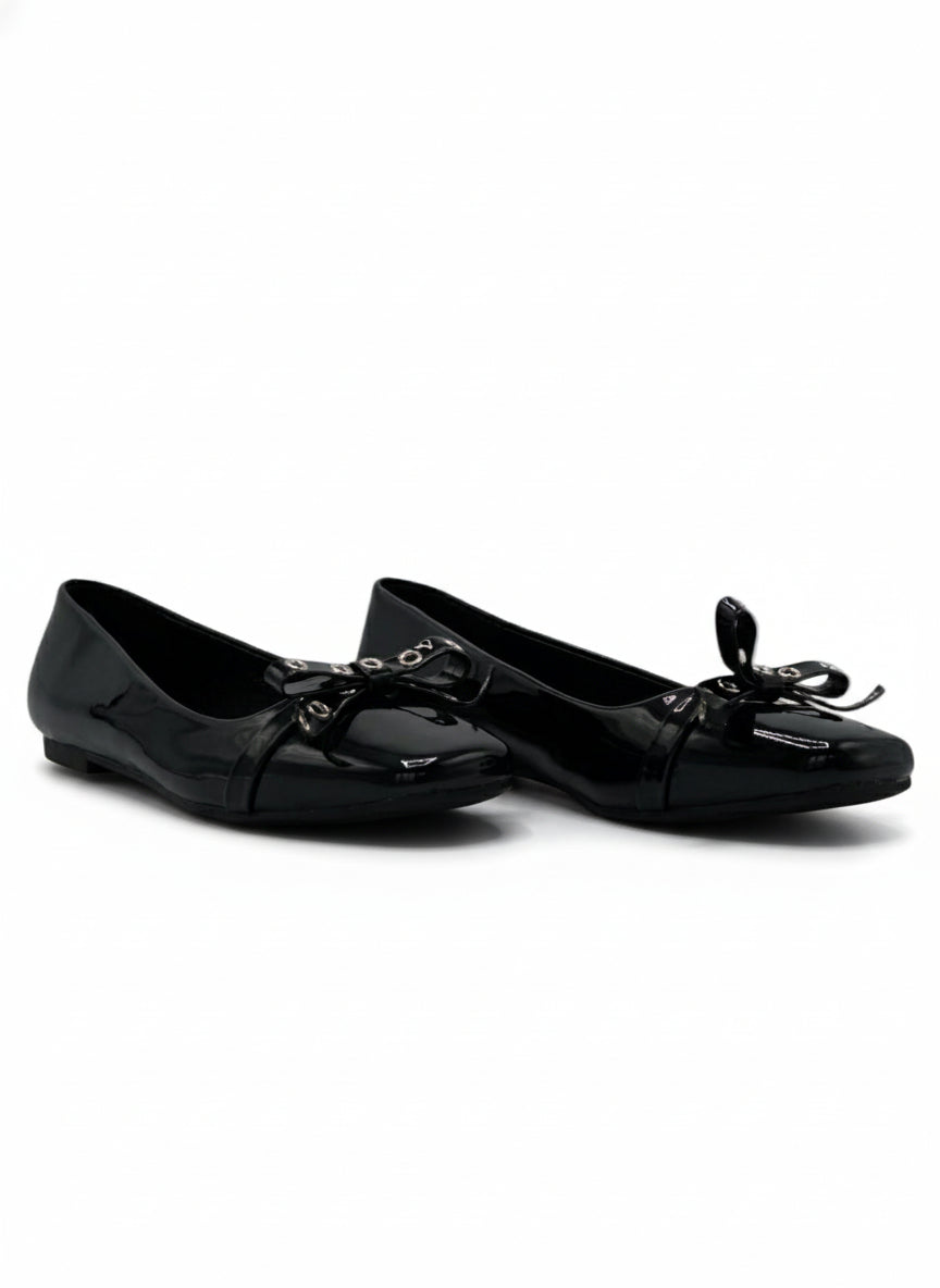 14457 – Bailarinas Negras de Charol con Lazo Frontal