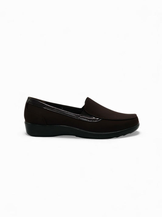 10546 – Zapatos Slip-On Marrón con Suela Ergonómica