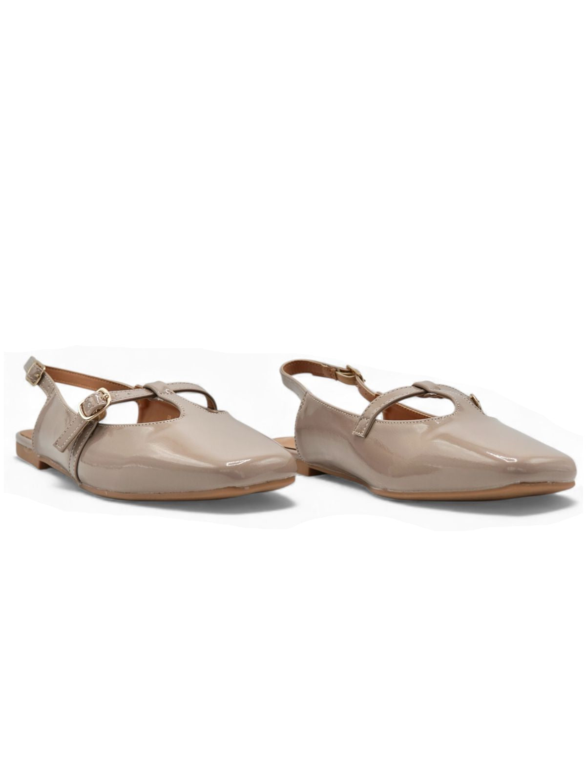 14455 – Bailarinas Taupe en Charol con Hebilla Lateral