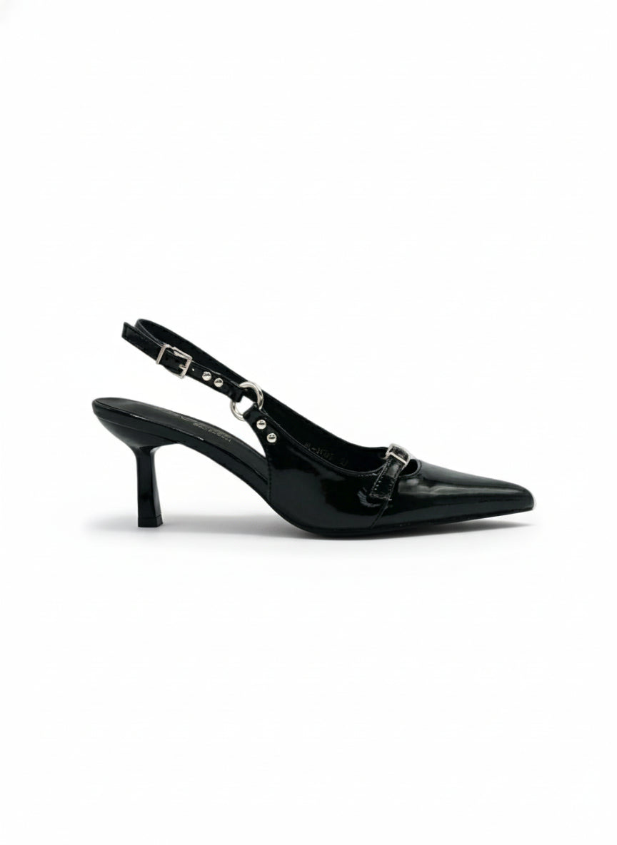 14427 – Tacones Negros de Charol con Hebillas y Punta Fina