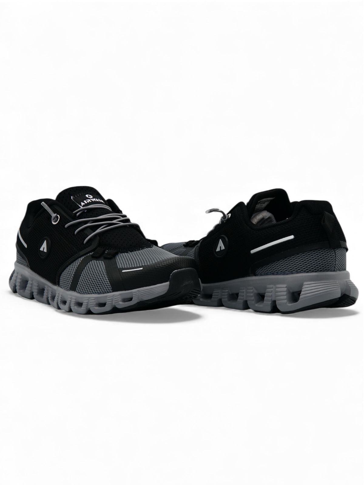 14292 – Tenis deportivos negros con detalles grises para hombre